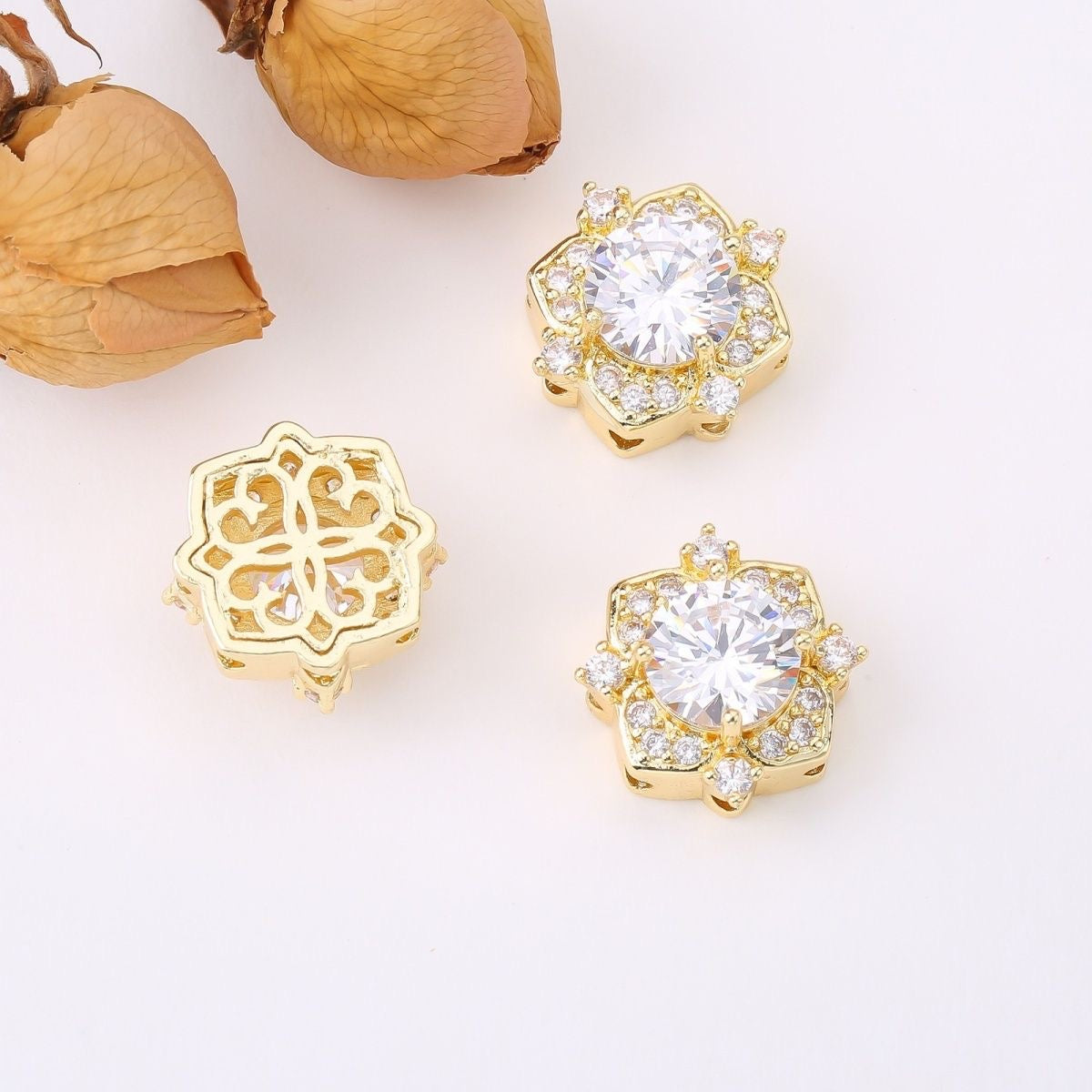 D11-Hexagon Zircon Focal Bead