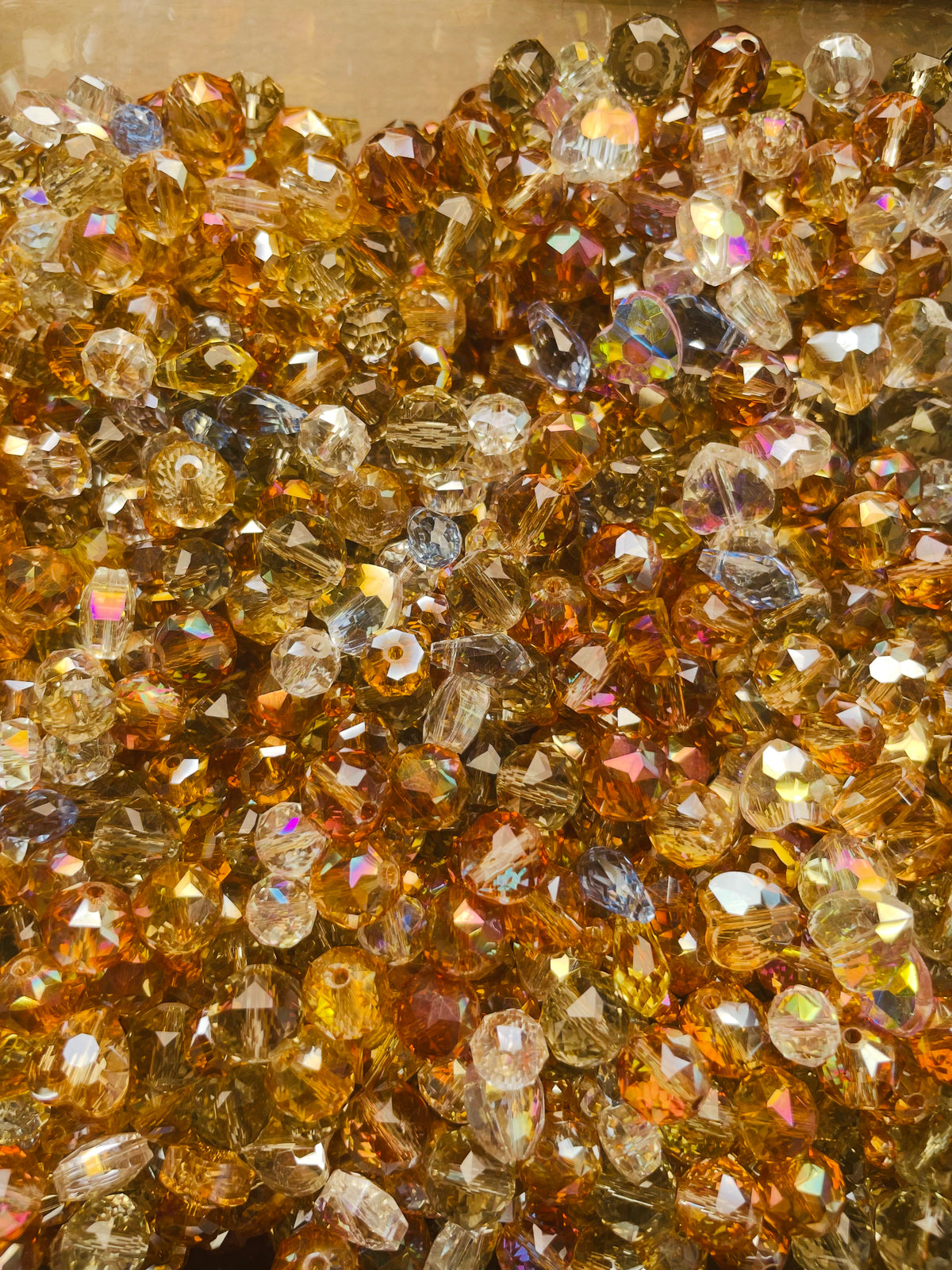B09-Mixed Shaped Glass Beads