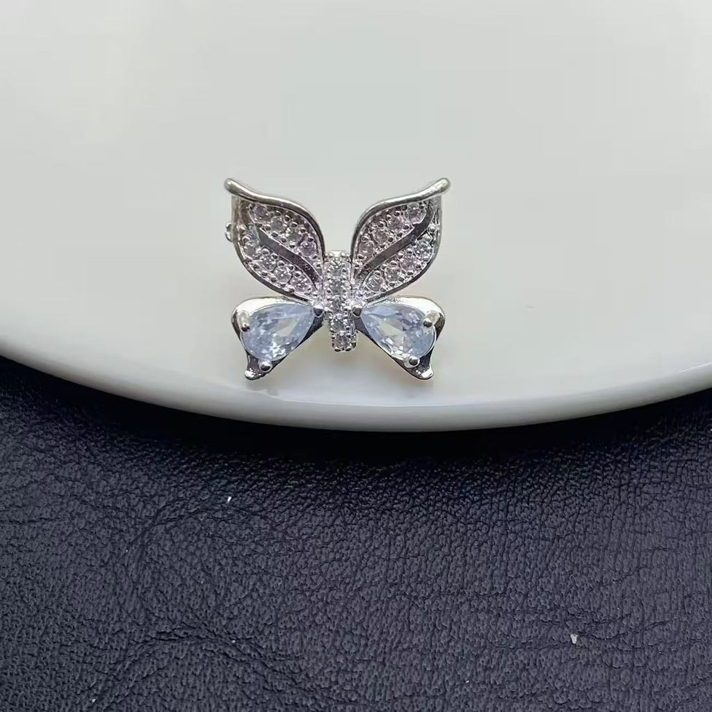 D08-Butterfly
